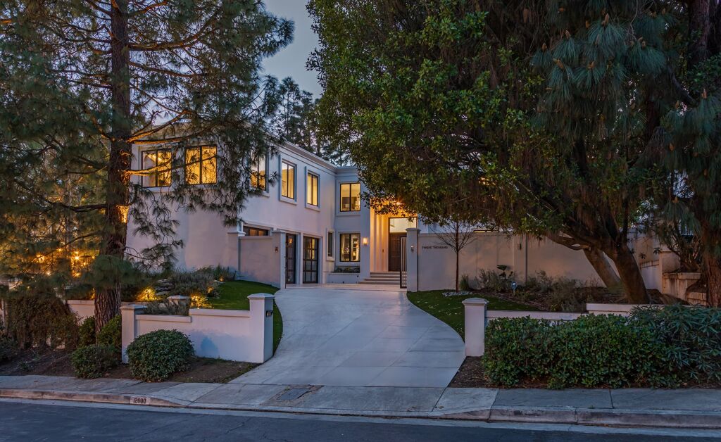 Image of 12000 Crest Ct, Beverly Hills, CA, 90210, US