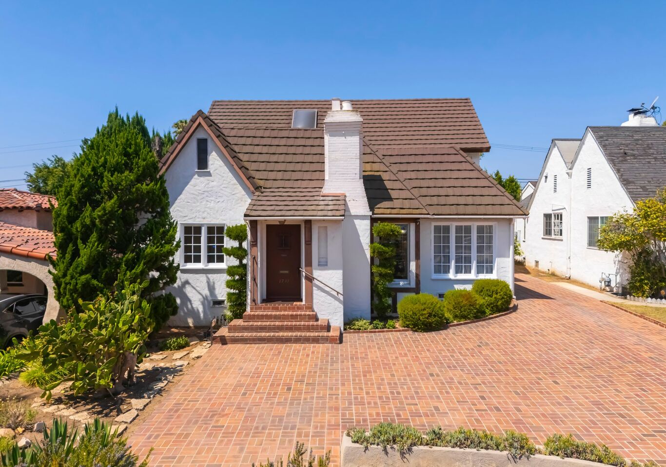Image of 1733 Ensley Ave, Los Angeles, CA, 90024, US