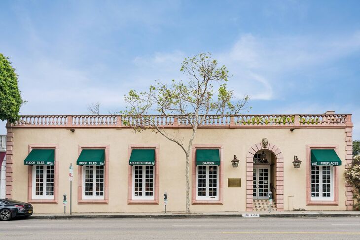 Picture of 8435 Melrose Ave, Los Angeles, CA, 90069, United States