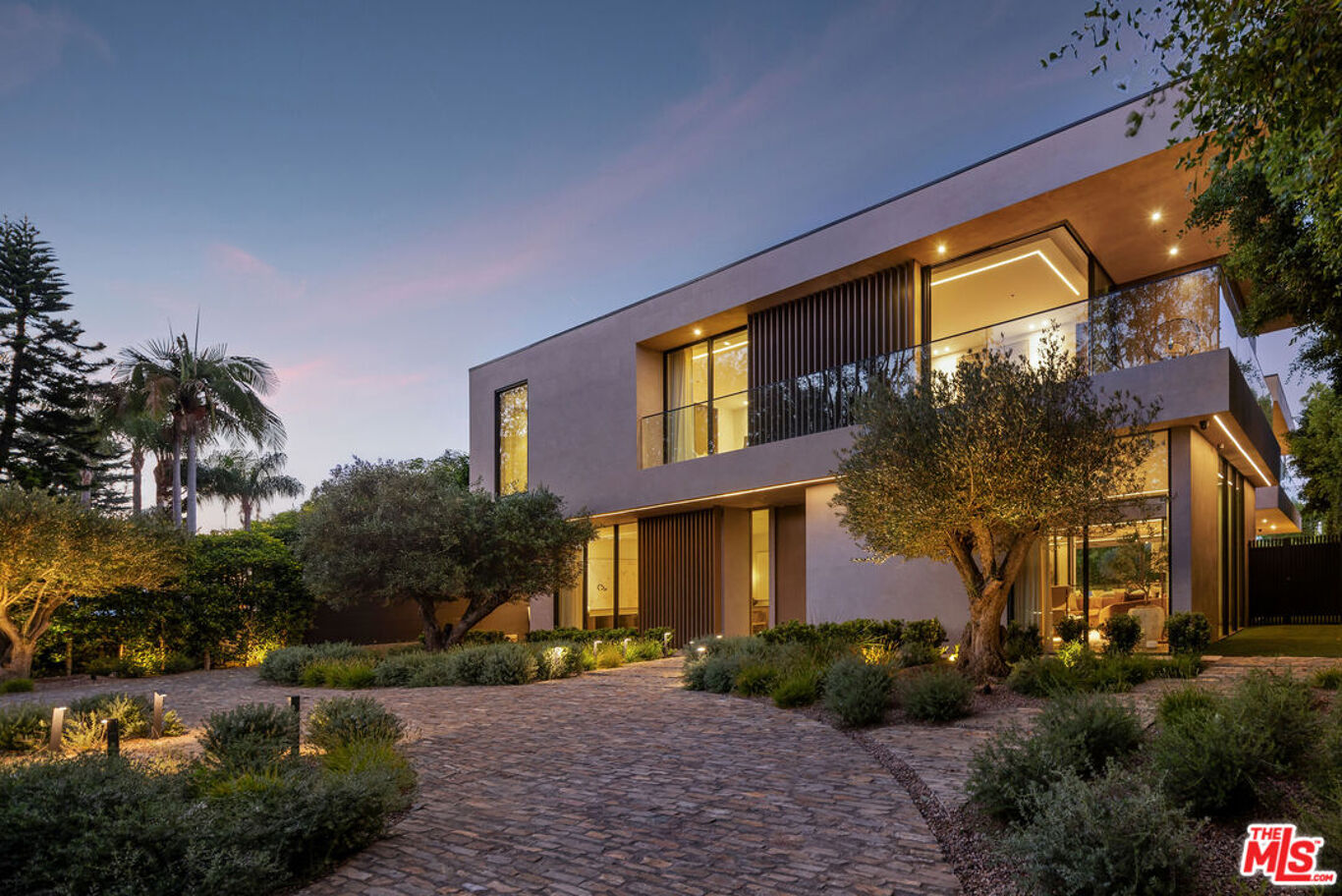 Image of 510 N Alpine Dr, Beverly Hills, CA, 90210, US