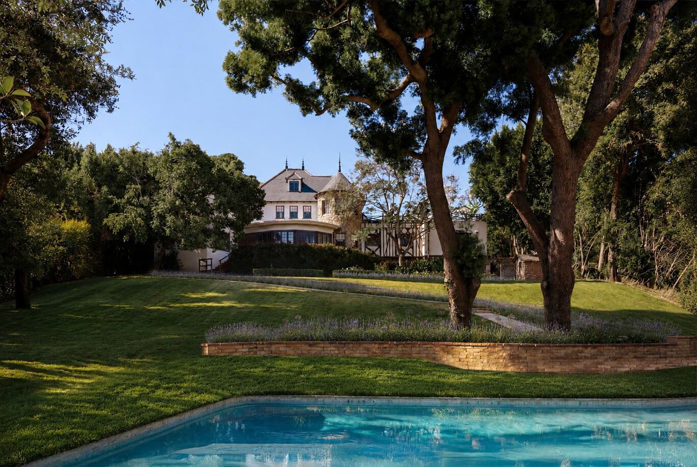 Image of 1027 Ridgedale Dr, Beverly Hills, CA, 90210, US