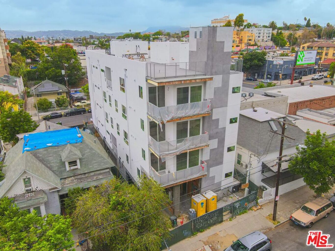 Image of 320 N Mountain View Ave, Los Angeles, CA, 90026, US