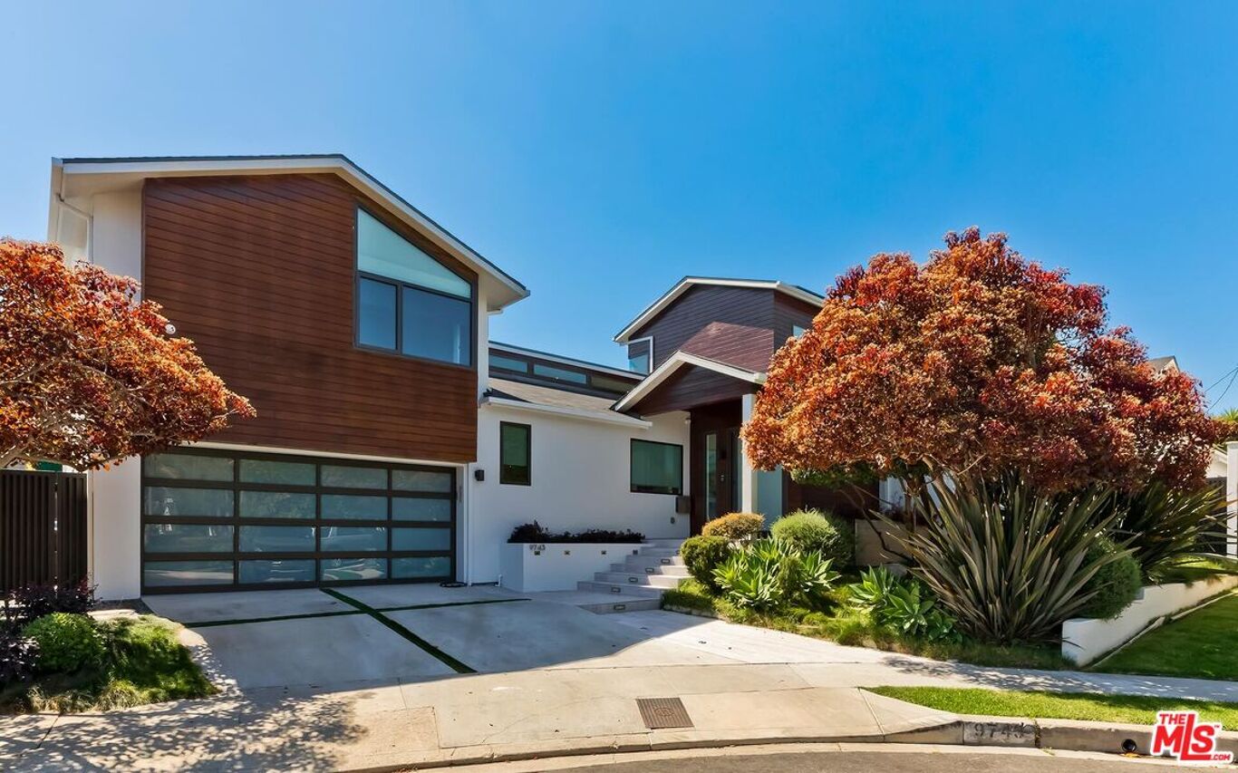 Image of 9743 Kirkside Rd, Los Angeles, CA, 90035, US