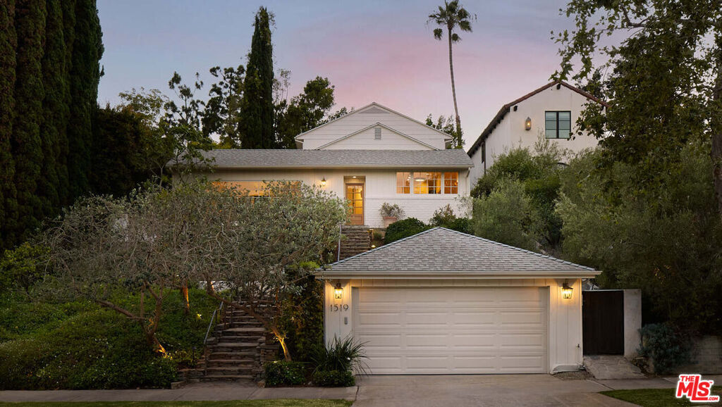 Image of 1519 Comstock Ave, Los Angeles, CA, 90024, US