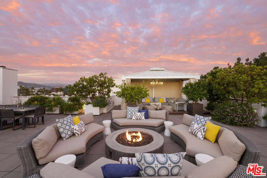 Image of 450 N Palm Dr Unit: 507, Beverly Hills, CA, 90210, US