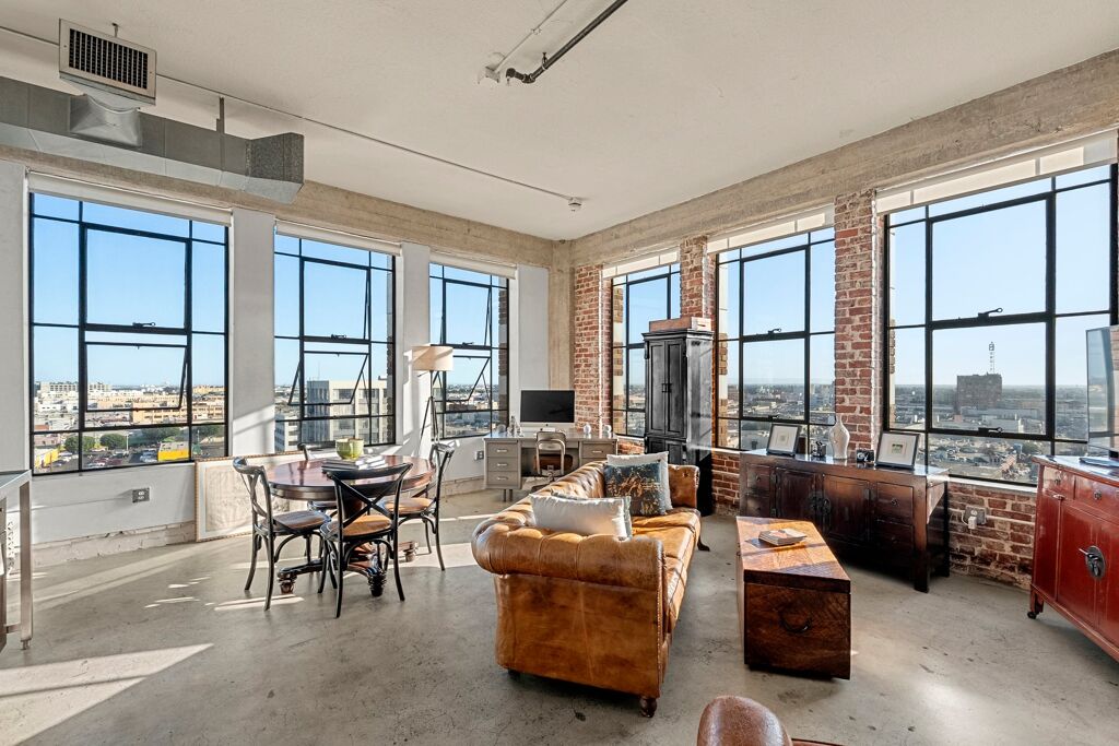 Image of 315 E 8th St Unit: 1004, Los Angeles, CA, 90014, US