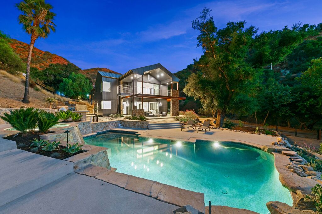 Image of 28525 Newton Canyon Rd, Malibu, CA, 90265, US