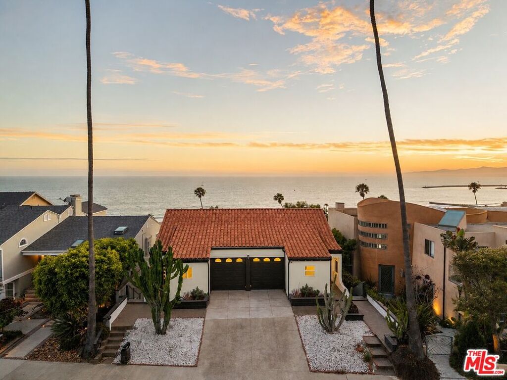 Image of 7325 Rindge Ave, Playa Del Rey, CA, 90293, US