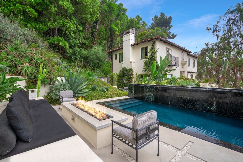 Image of 7939 Hillside Ave, Los Angeles, CA, 90046, US