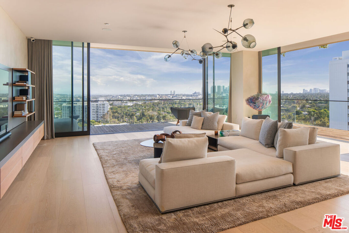 Image of 9040 W Sunset Blvd Unit: 905, West Hollywood, CA, 90069, US