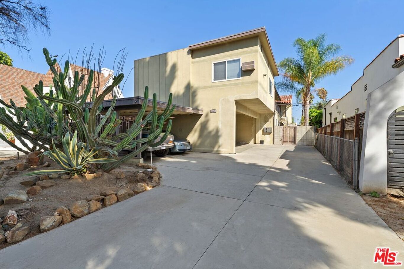 Image of 1642 S Orange Dr, Los Angeles, CA, 90019, US