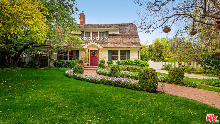 Picture of 1625 Opechee Way, Glendale, CA, 91208, US