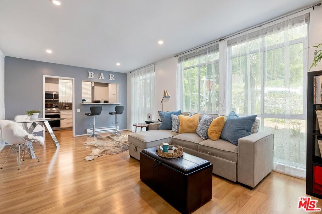 Image of 7270 Hillside Ave Unit: 102, Los Angeles, CA, 90046, US