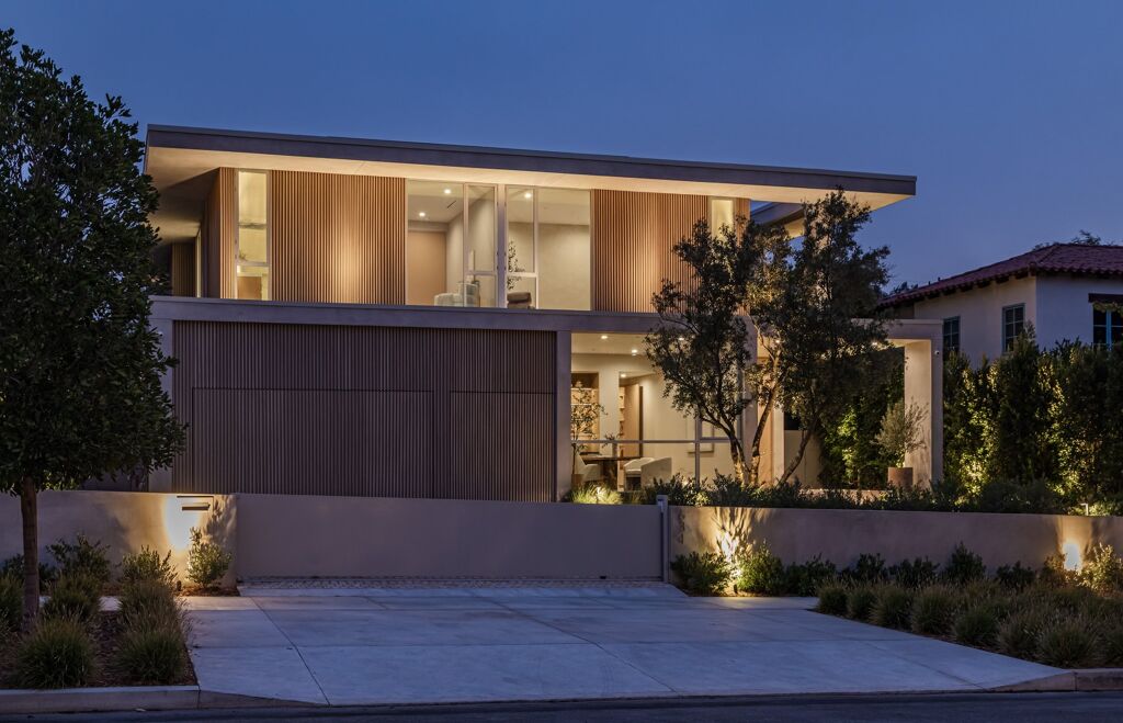 Image of 634 Moreno Ave, Los Angeles, CA, 90049, US