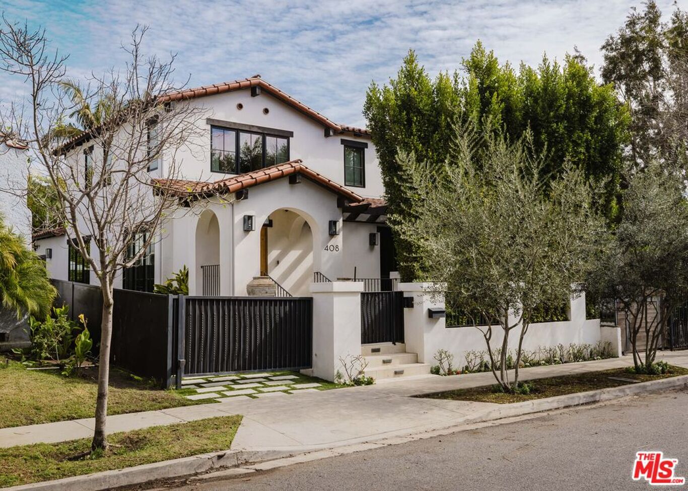 Image of 408 Westbourne Dr, Los Angeles, CA, 90048, US