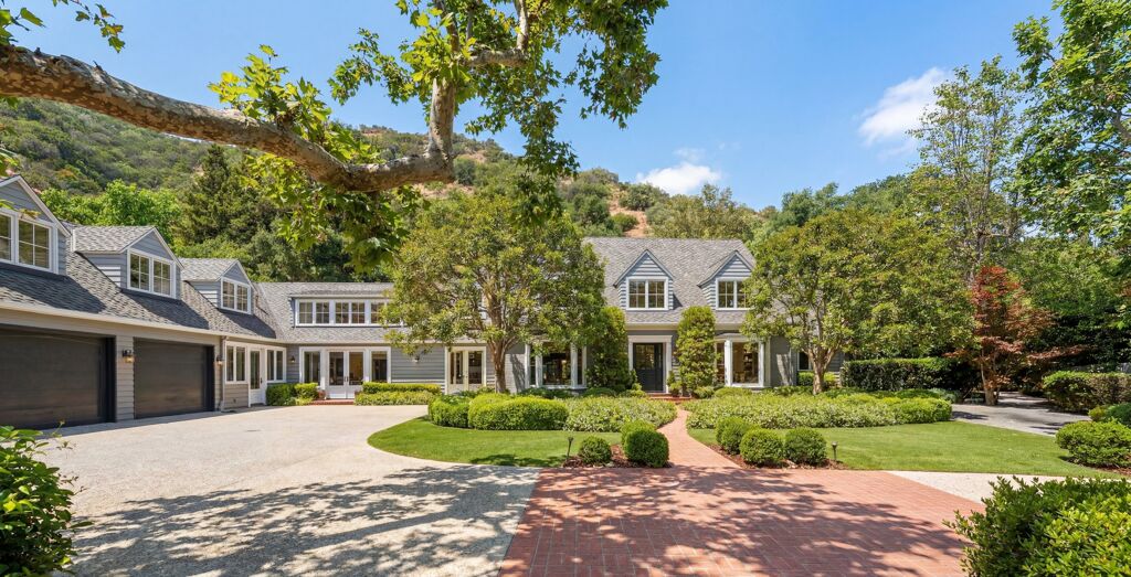 Image of 2600 Mandeville Canyon Rd, Los Angeles, CA, 90049, US