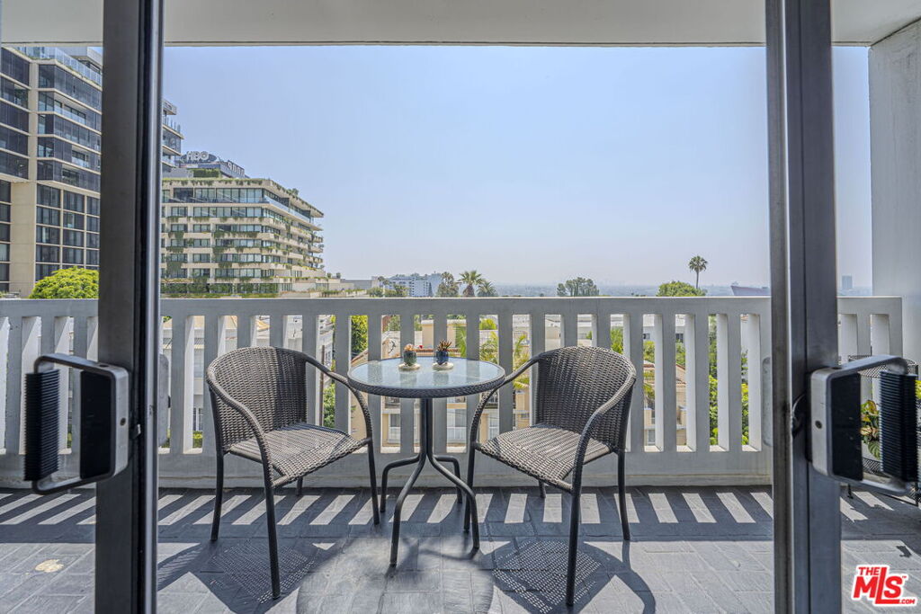 Image of 999 N Doheny Dr Unit: 408, West Hollywood, CA, 90069, US