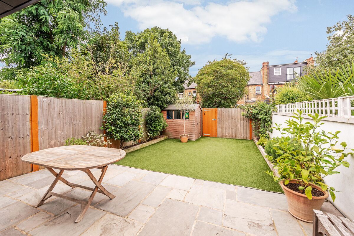 house for sale in Newburgh Road, London, W3 CWK012008154 Knight Frank