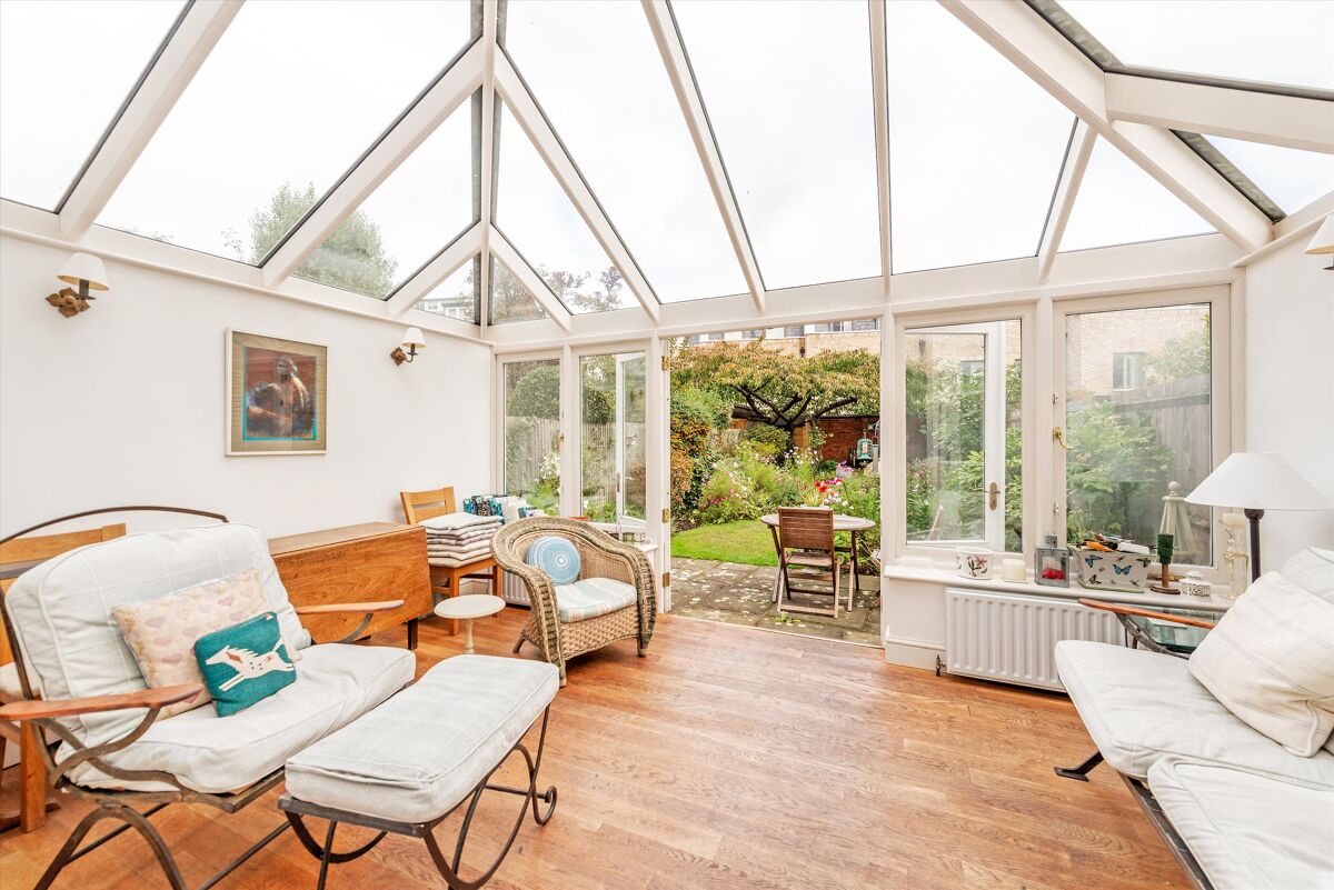 house for sale in Alwyn Avenue, London, W4 CWK012013160 Knight Frank