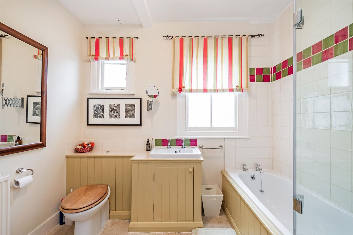 house for sale in Alwyn Avenue, London, W4 CWK012013160 Knight Frank