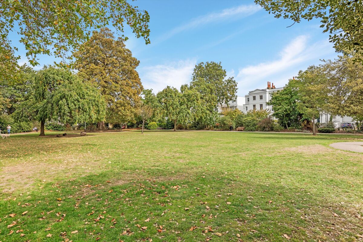 house for sale in St. Peters Square, London, W6 CWK012055056 Knight