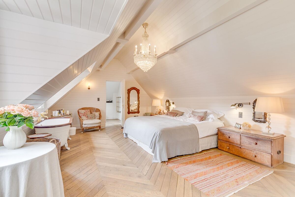 house for sale in Bedford Road, London, W4 CWK012086240 Knight Frank