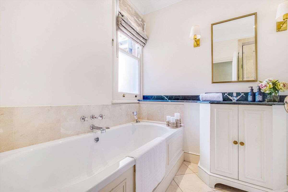 house for sale in Wilmington Avenue, Chiswick, London, W4