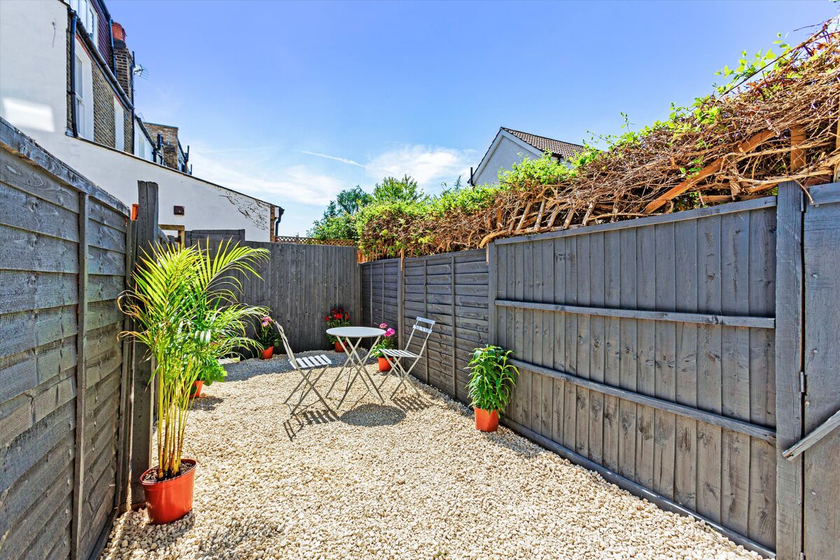 for sale in Southfield Road, London, W4 CWK012231418