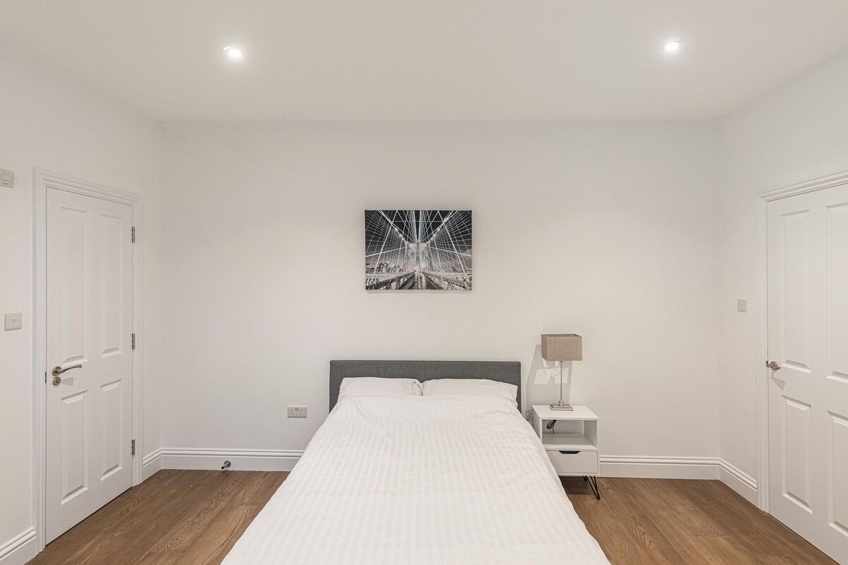 flat for sale in Richmond Road, Twickenham, London, TW1 CWK012292000