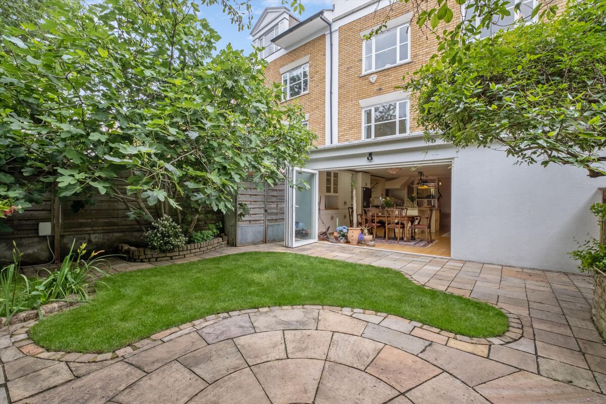 house for sale in Thames Crescent, London, W4 CWK012355723 Knight Frank