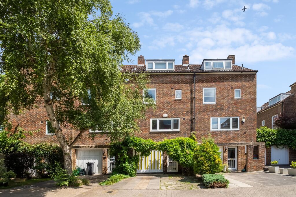 Image of Chiswick Staithe, Hartington Road, London, W4