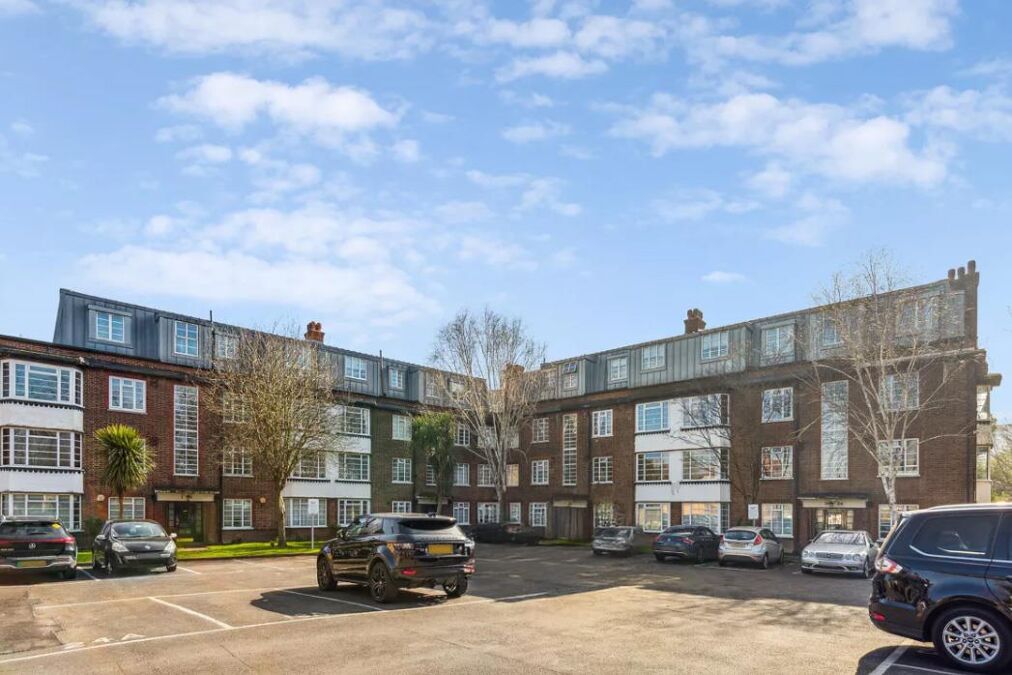 Image of Manor Court, Manor Gardens, London, W3