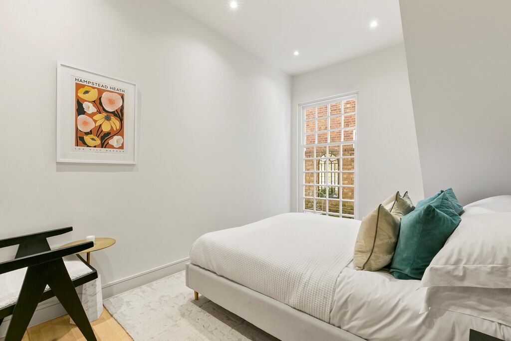 Image of 126 Barrowgate Rd, Chiswick, W4