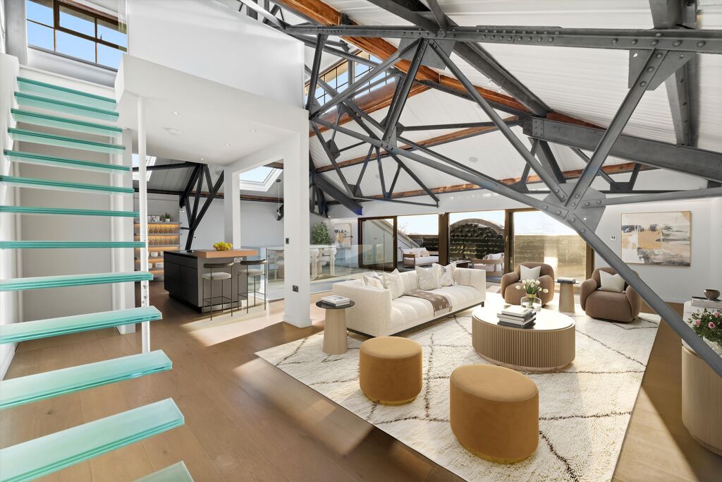 Image of Chiswick High Road, London, W4