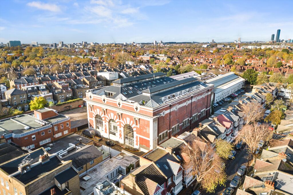 Image of Chiswick High Road, London, W4