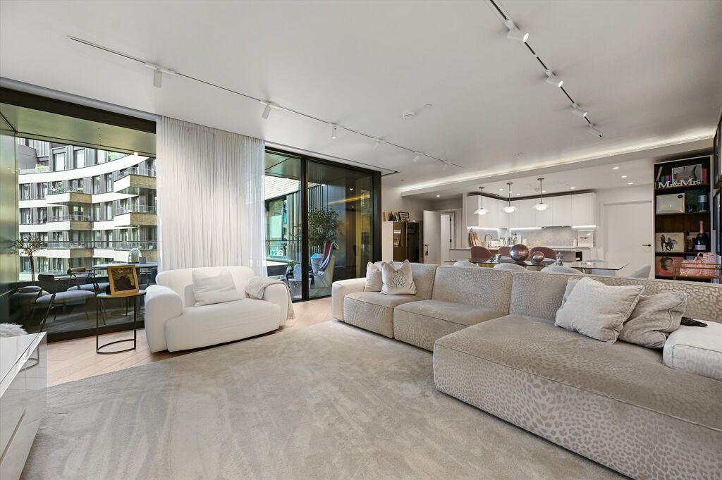 Image of Wood Crescent, London W12