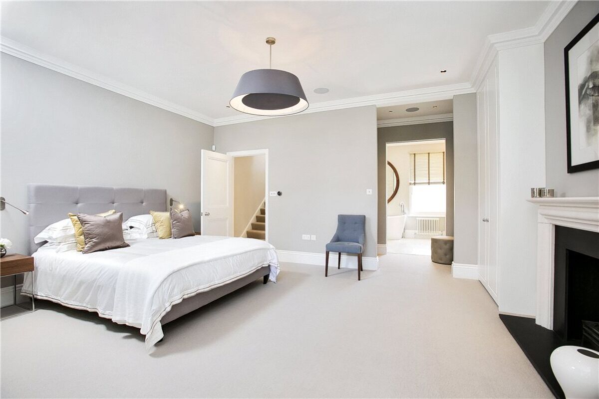 house for sale in Thornton Avenue, Chiswick, London, W4 CWK140009