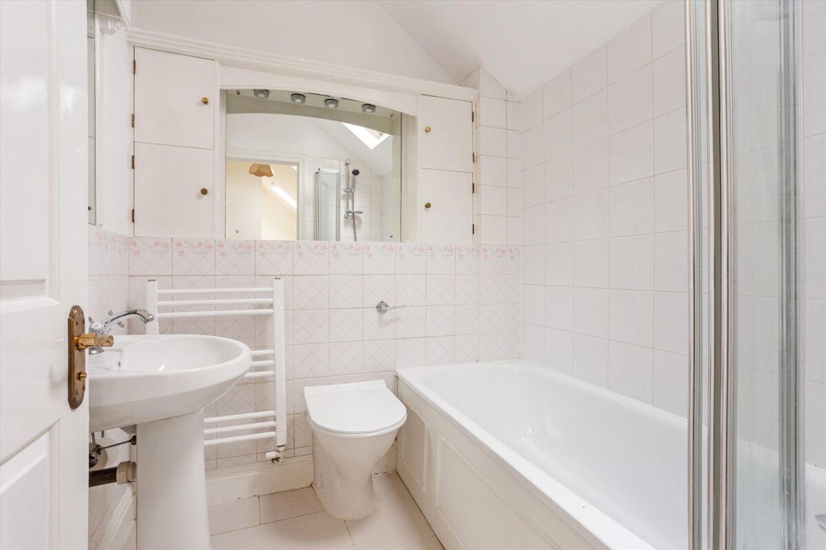 house for sale in Duke Road, Chiswick, London, W4 CWK150106 Knight