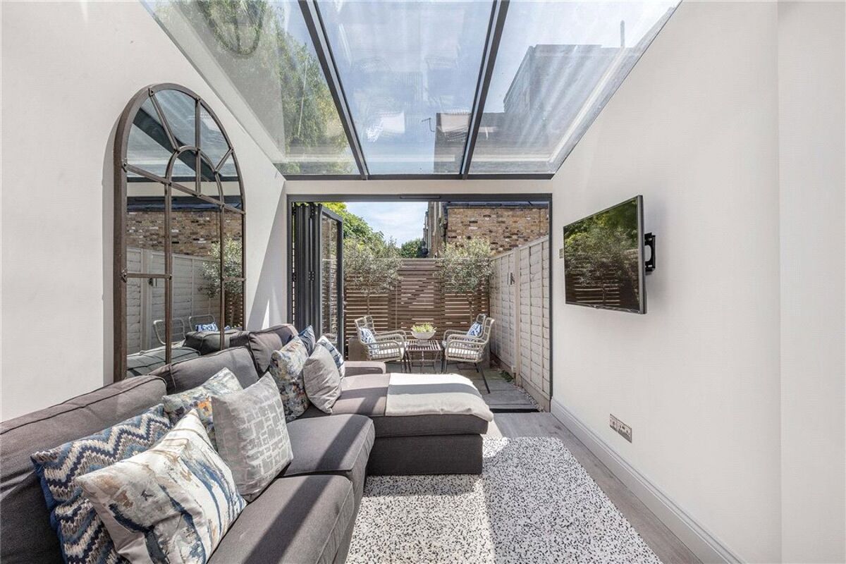 flat for sale in Southfield Road, London, W4 CWK190037 Knight Frank