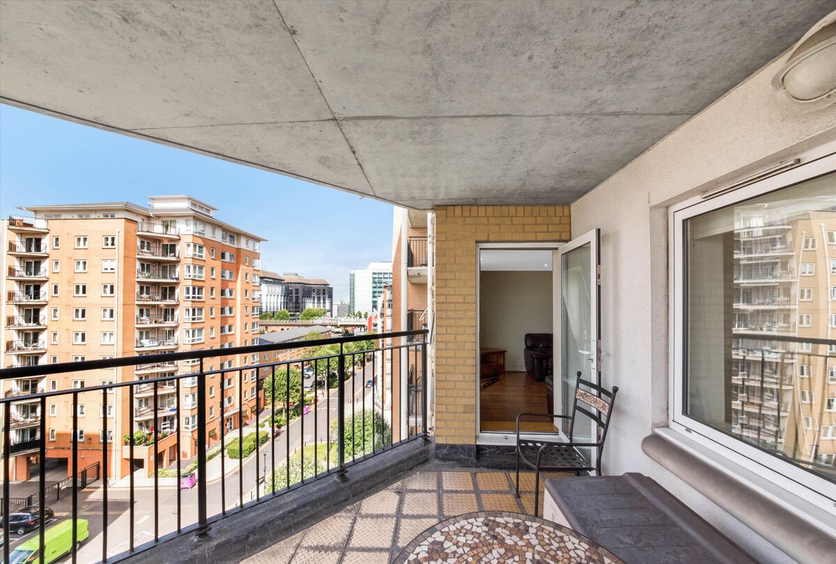 flat to rent in Studley Court, 5 Prime Meridian Walk, London, E14