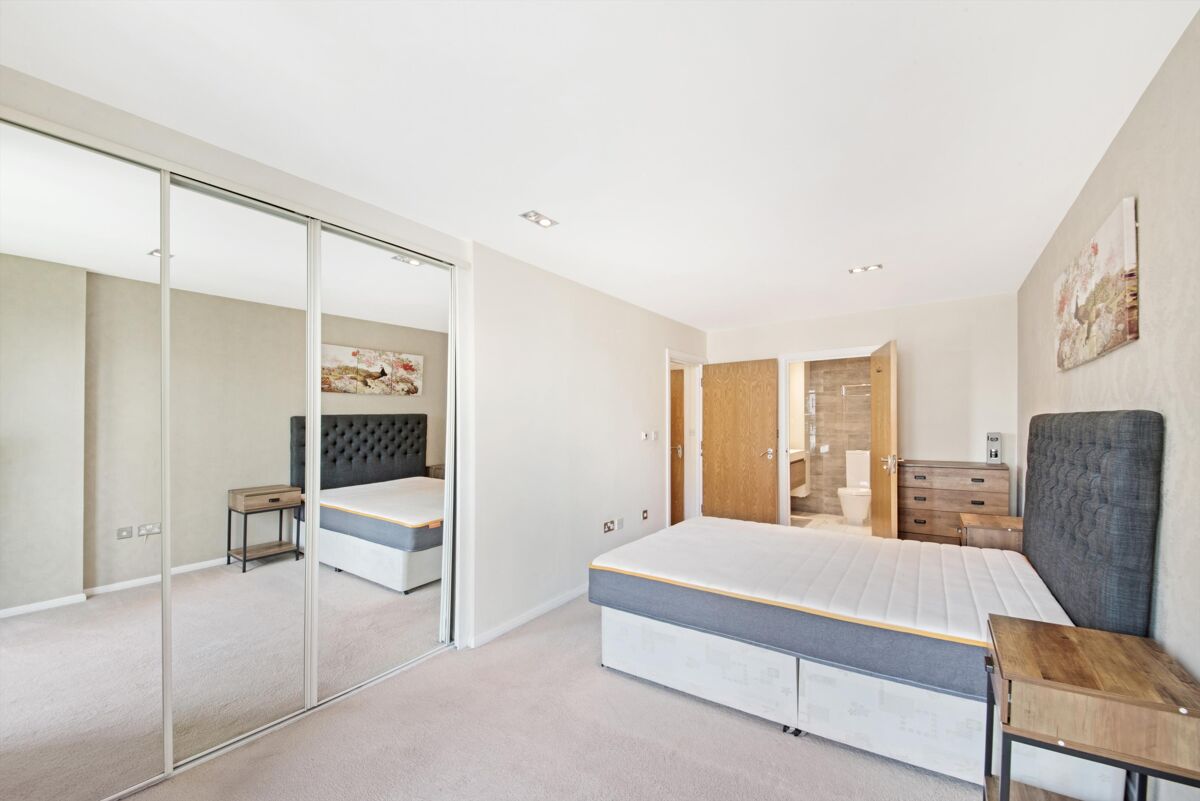 flat to rent in City Tower, 3 Limeharbour, London, E14 CWQ012029483