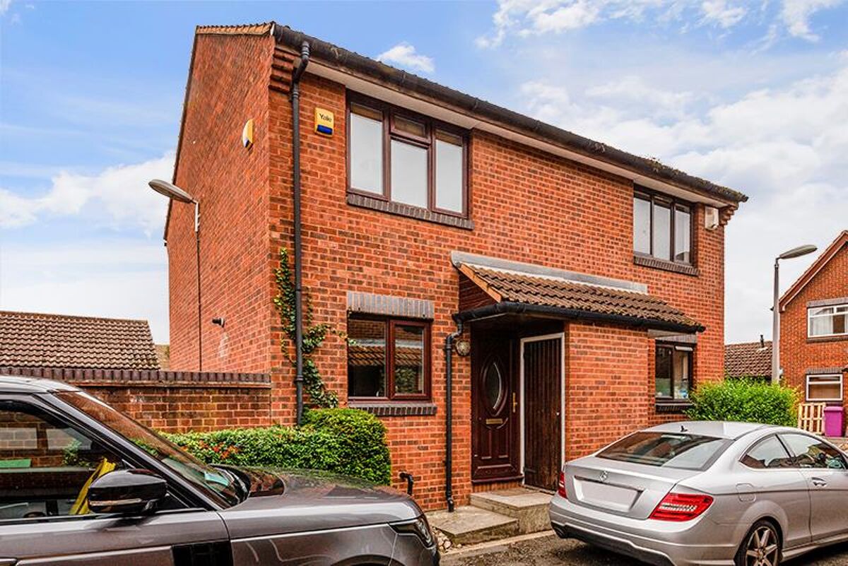 house to rent in Claire Place, Nr Canary Wharf, London, E14