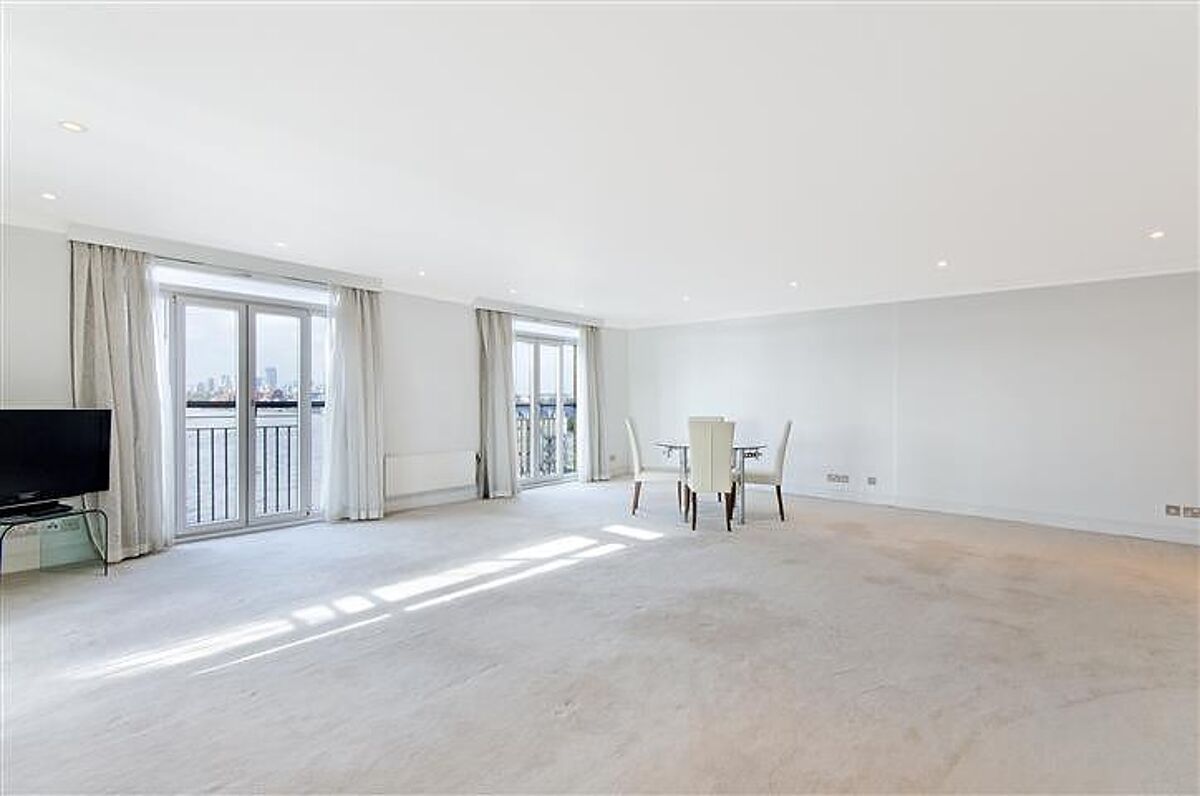 flat to rent in Dundee Wharf, Three Colt Street, Limehouse, London, E14