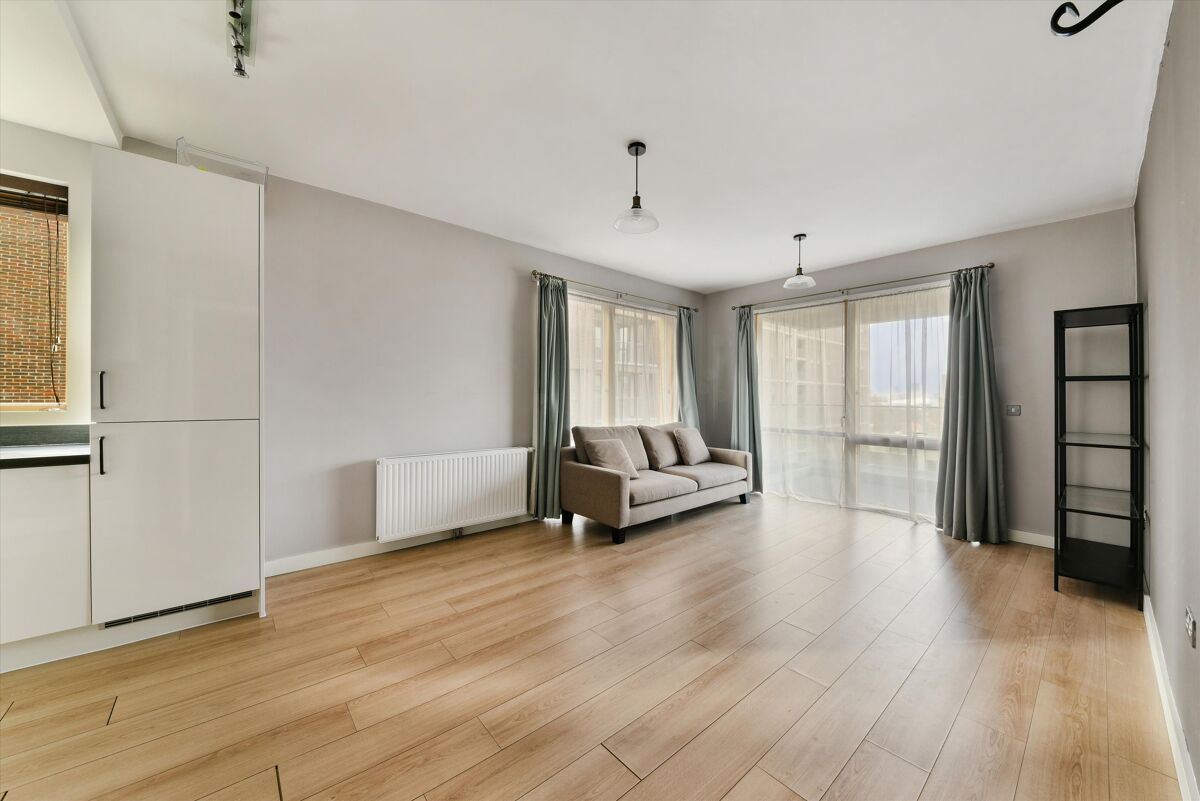 flat to rent in Eddington Court, Silvertown Square, Canning Town