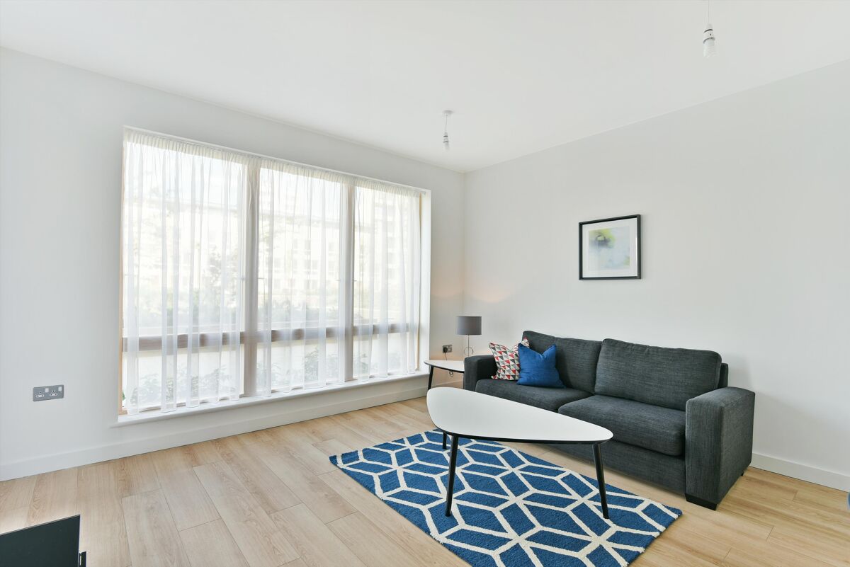 flat to rent in Eddington Court, Hallsville Quarter, Silvertown Square