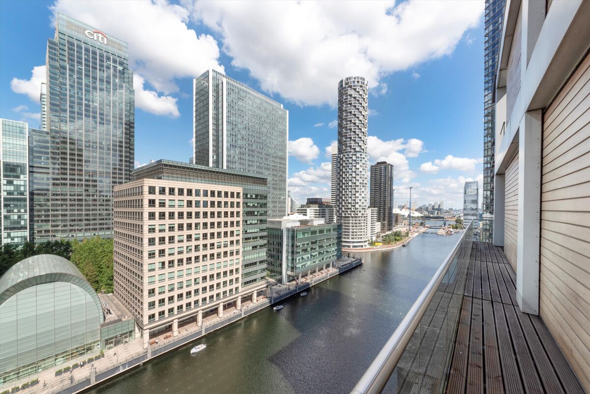 flat to rent in Discovery Dock Apartments West, 2 South Quay Square