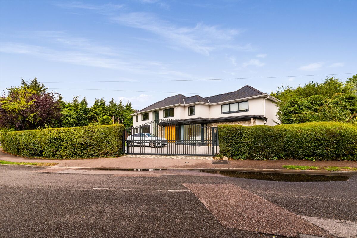 house to rent in Ayloffs Walk, Hornchurch, RM11 CWQ012219083 Knight