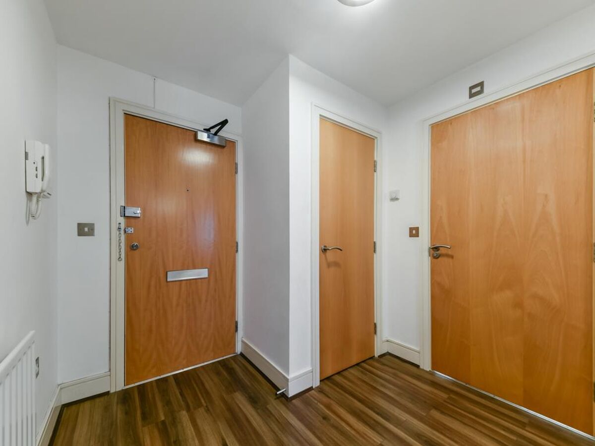 flat to rent in Constable House, Cassilis Road, London, E14
