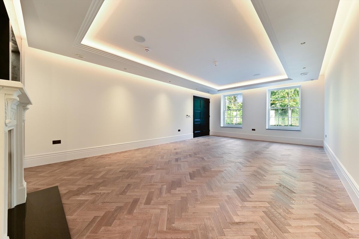 house to rent in Sylvan Avenue, Emerson Park, Hornchurch, Essex, RM11