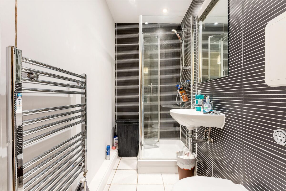 flat to rent in Hallmark Court, Ursula Gould Way, Limehouse Cut, London